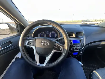 Hyundai Accent 2012 года за 4 970 000 тг. в Актау – фото 4