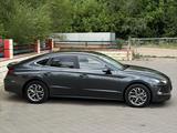 Hyundai Sonata 2021 года за 8 500 000 тг. в Караганда – фото 4