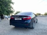 Toyota Camry 2013 годаүшін8 800 000 тг. в Актобе – фото 4