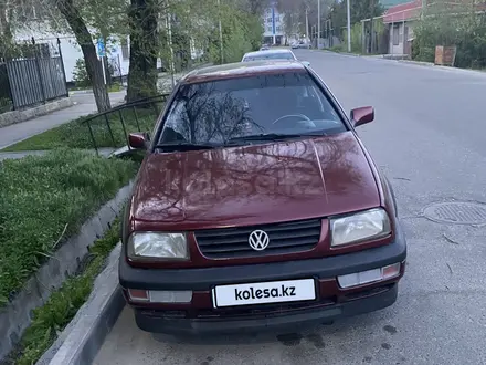 Volkswagen Vento 1993 года за 1 400 000 тг. в Талдыкорган
