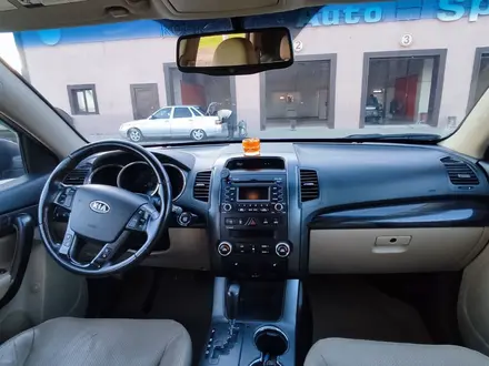 Kia Sorento 2010 года за 6 500 000 тг. в Атырау – фото 3