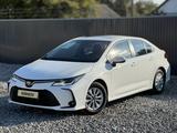 Toyota Corolla 2022 года за 9 850 000 тг. в Актобе