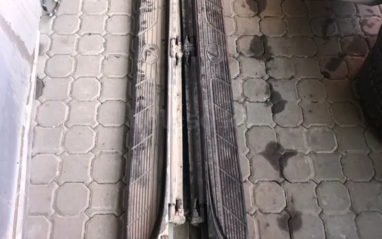 Подножки (пороги) Lx470үшін170 000 тг. в Алматы