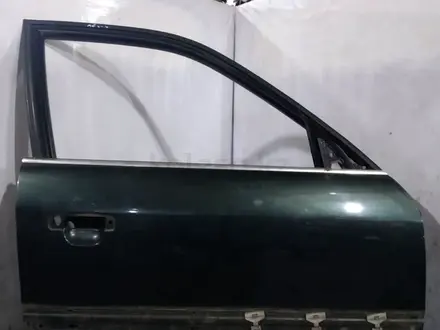 Дверь передняя правая на Ауди А6 С4 за 15 000 тг. в Караганда