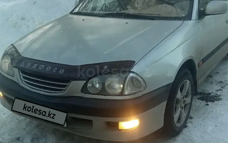 Toyota Avensis 1998 годаfor2 800 000 тг. в Риддер