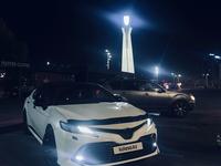 Toyota Camry 2020 года за 11 200 000 тг. в Астана
