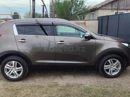 Kia Sportage 2014 года за 7 800 000 тг. в Уральск – фото 2