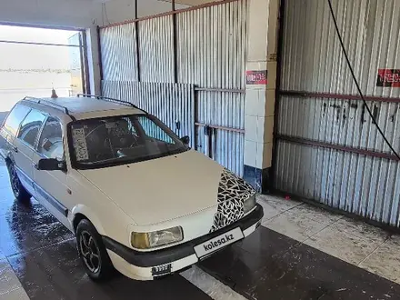 Volkswagen Passat 1993 года за 950 000 тг. в Тараз – фото 3