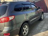 Hyundai Santa Fe 2007 годаүшін3 100 000 тг. в Алматы – фото 2
