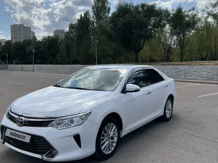 Toyota Camry 2014 года за 9 450 000 тг. в Караганда – фото 2