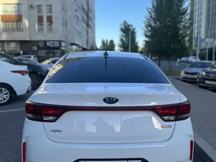 Kia Rio 2021 года за 7 900 000 тг. в Астана – фото 4