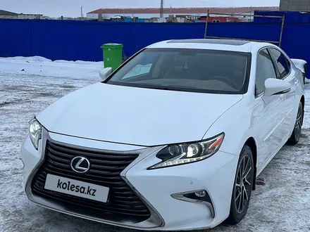 Lexus ES 250 2018 года за 17 000 000 тг. в Актобе