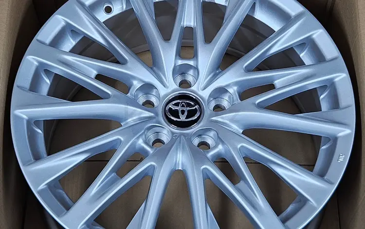 Новые диски на 18 5*114.3 j8.0 ET45 DIA60.1 за 350 000 тг. в Алматы