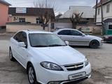 Daewoo Gentra 2014 года за 3 600 000 тг. в Шымкент – фото 2