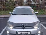 Volkswagen Polo 2015 года за 5 555 555 тг. в Алматы