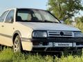 Volkswagen Vento 1993 годаүшін1 000 000 тг. в Уральск