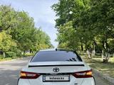 Toyota Camry 2018 года за 10 800 000 тг. в Туркестан – фото 5