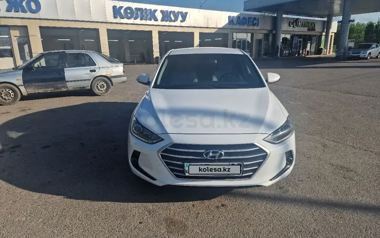 Hyundai Elantra 2018 годаүшін8 000 000 тг. в Алматы