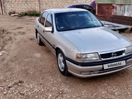 Opel Vectra 1993 года за 1 600 000 тг. в Актау – фото 2