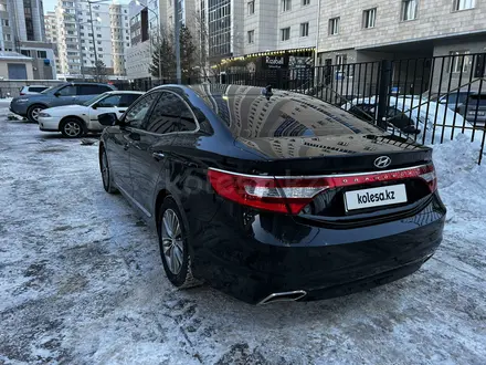 Hyundai Grandeur 2014 года за 8 900 000 тг. в Астана – фото 2