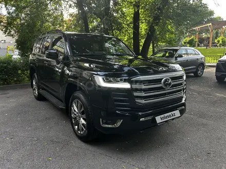 Toyota Land Cruiser 2025 года за 68 000 000 тг. в Алматы – фото 6