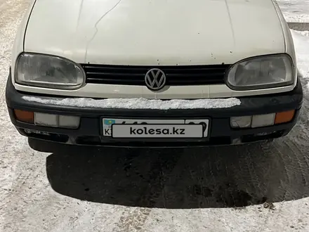 Volkswagen Golf 1992 года за 1 580 000 тг. в Караганда – фото 2