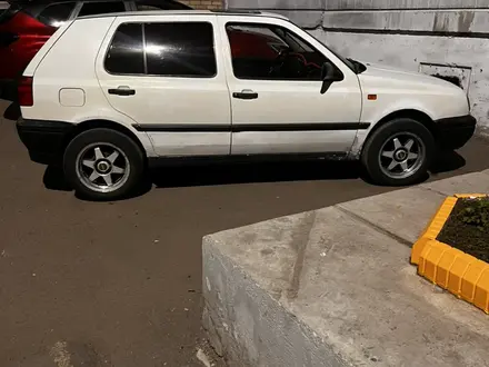 Volkswagen Golf 1992 года за 1 580 000 тг. в Караганда – фото 3