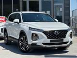 Hyundai Santa Fe 2018 года за 13 990 000 тг. в Шымкент