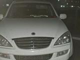 SsangYong Kyron 2009 года за 3 000 000 тг. в Атырау – фото 2