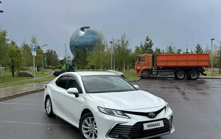 Toyota Camry 2023 года за 15 700 000 тг. в Шымкент