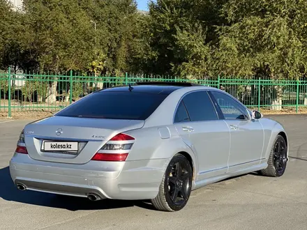 Mercedes-Benz S 500 2007 года за 4 000 000 тг. в Атырау – фото 7