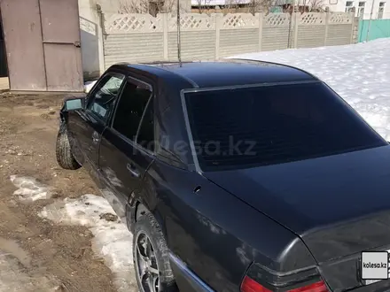 Mercedes-Benz E 220 1994 года за 1 700 000 тг. в Алматы – фото 2