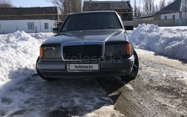 Mercedes-Benz E 220 1994 года за 1 700 000 тг. в Алматы