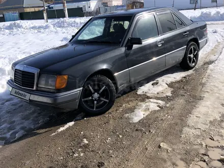 Mercedes-Benz E 220 1994 года за 1 700 000 тг. в Алматы – фото 6