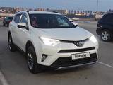 Toyota RAV4 2017 годаүшін13 500 000 тг. в Караганда