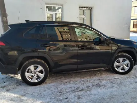 Toyota RAV4 2020 года за 12 500 000 тг. в Уральск – фото 11