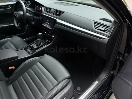 Skoda Superb 2025 года за 18 250 000 тг. в Алматы – фото 15