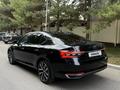 Skoda Superb 2025 года за 18 250 000 тг. в Алматы – фото 12
