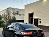 Toyota Camry 2021 года за 14 500 000 тг. в Уральск – фото 5