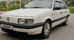 Volkswagen Passat 1993 годаүшін1 780 000 тг. в Алматы – фото 2