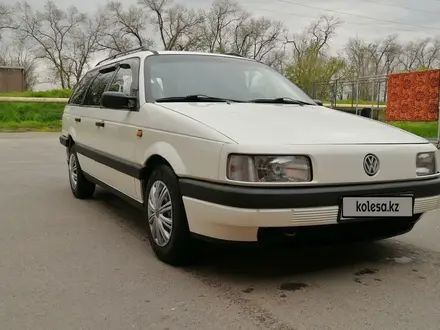 Volkswagen Passat 1993 года за 1 780 000 тг. в Алматы – фото 3