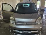 Toyota Voxy 2005 года за 5 000 000 тг. в Атырау – фото 5