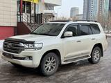 Toyota Land Cruiser 2018 годаfor37 300 000 тг. в Астана – фото 4