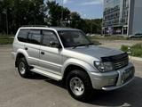 Toyota Land Cruiser Prado 2001 года за 9 900 000 тг. в Усть-Каменогорск