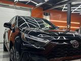 Toyota RAV4 2022 года за 17 600 000 тг. в Павлодар