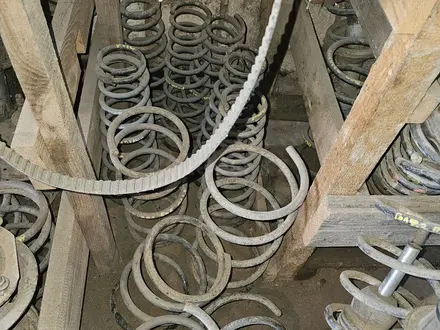 Ступица цапфа, гранаты, пружина, рычаг, задний ступица, балка за 8 000 тг. в Актобе – фото 20