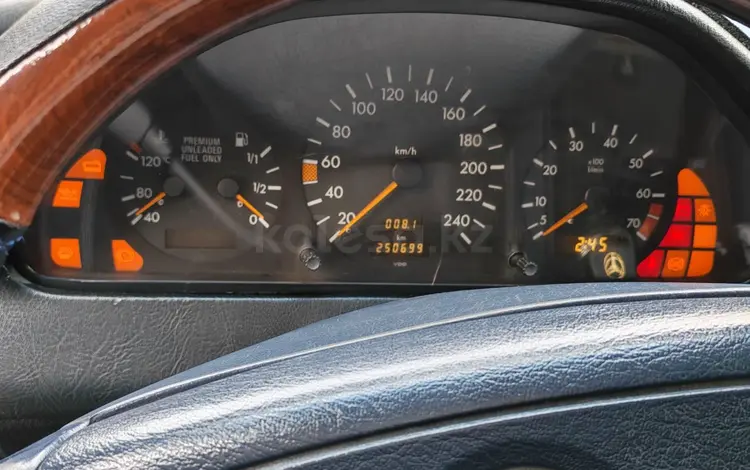 Mercedes-Benz C 220 1993 года за 1 300 000 тг. в Талдыкорган