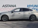 Hyundai Sonata 2023 годаfor12 190 000 тг. в Костанай – фото 2