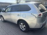 Mitsubishi Outlander 2014 года за 7 150 000 тг. в Алматы – фото 5