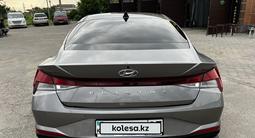 Hyundai Elantra 2023 года за 11 000 000 тг. в Алматы – фото 2